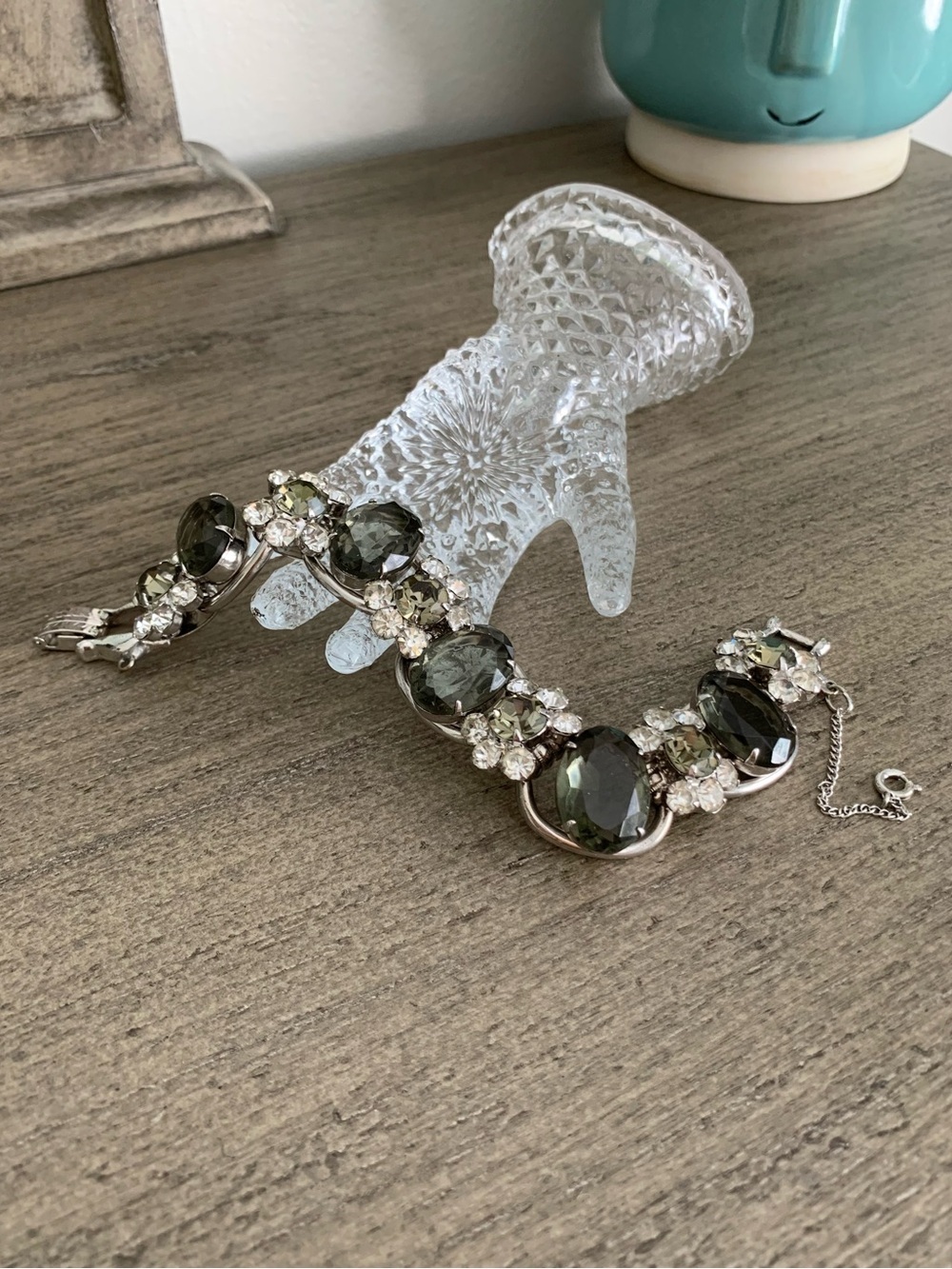 Vintage Juliana DeLizza Elster D&E Black Diamond Smoke Gray Clear Glass Bracelet